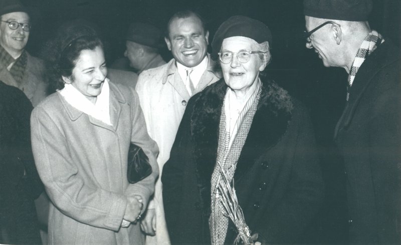 Serocki z Grażyną Bacewicz i Nadią Boulanger - 
	Kazimierz Serocki z Grażyną Bacewicz i Nadią Boulanger podczas I Międzynarodowego Festiwalu „Warszawska Jesień" w 1956 roku. Z prawej Zygmunt Mycielski (fot. CAF)
